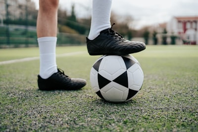 ليفربوليواجهبرنتفوردفيمباراةمثيرةبالدوريالإنجليزي
